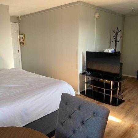 Ways Motel هامبتون المظهر الخارجي الصورة