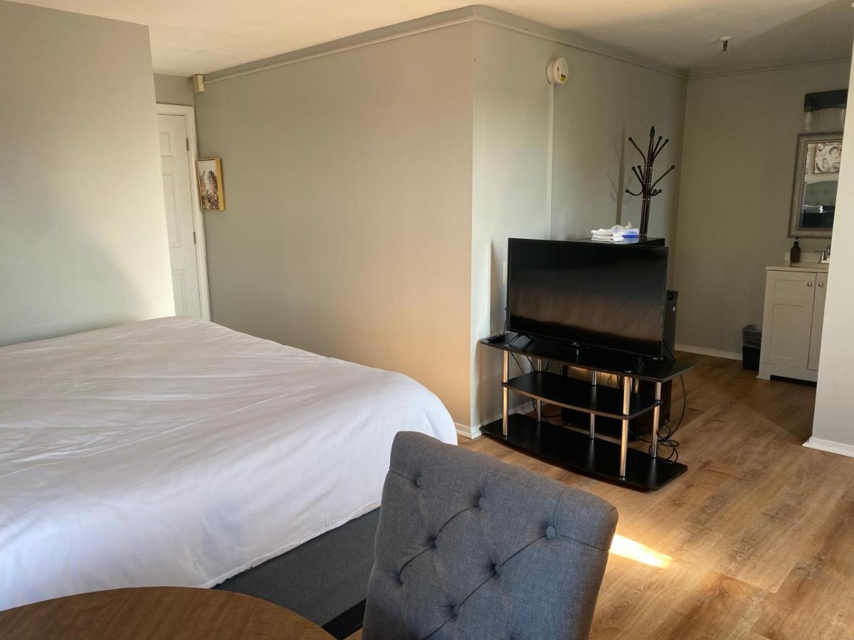 Ways Motel هامبتون المظهر الخارجي الصورة